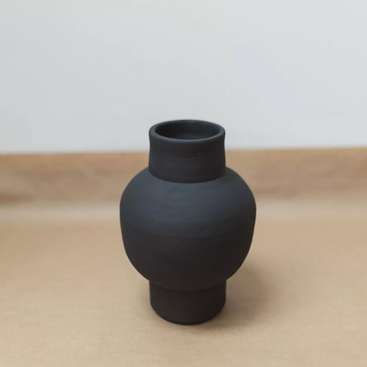 vase parme noir céramique fait main