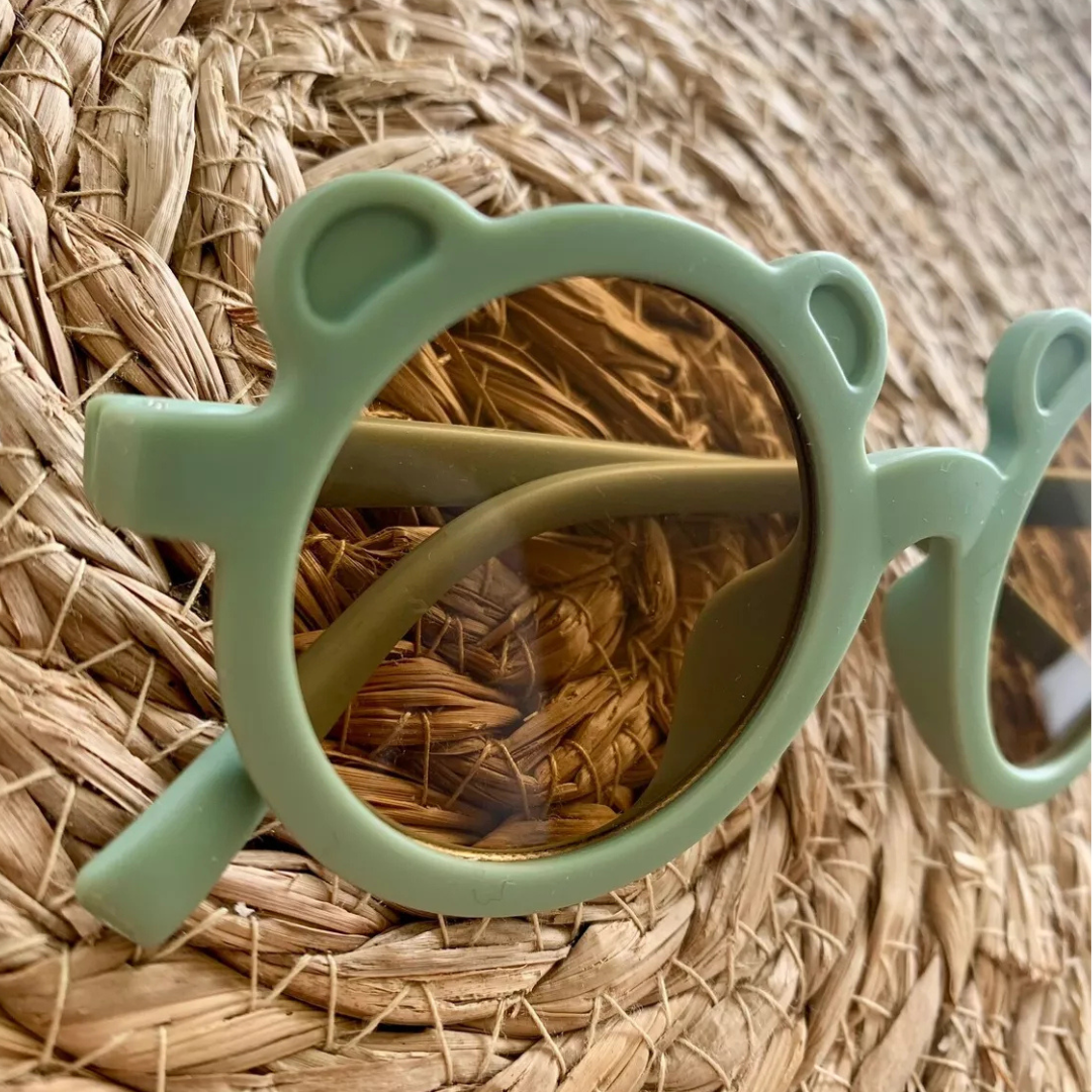 Lunettes de soleil enfant vert foncé mat ours - J'adore Maman