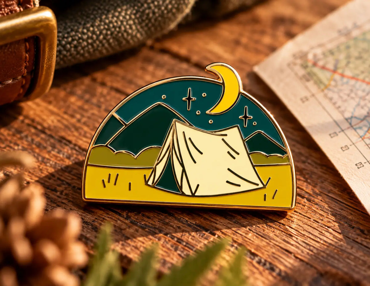 Pin’s "Tente : Nuit en Pleine Nature" - Aventura