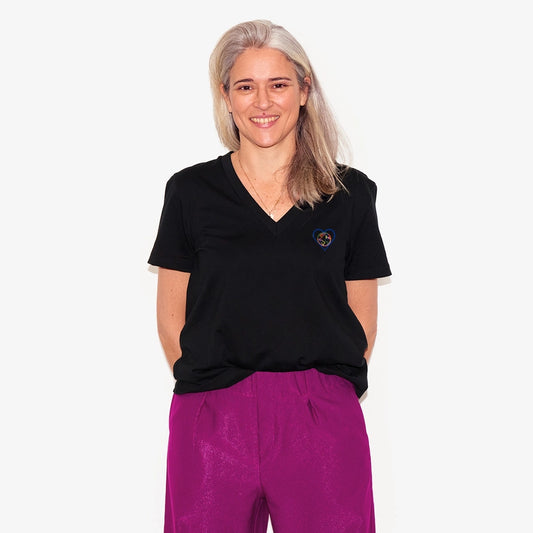 T-shirt col V "Planète" coeur noir ou rose en coton bio pour adultes