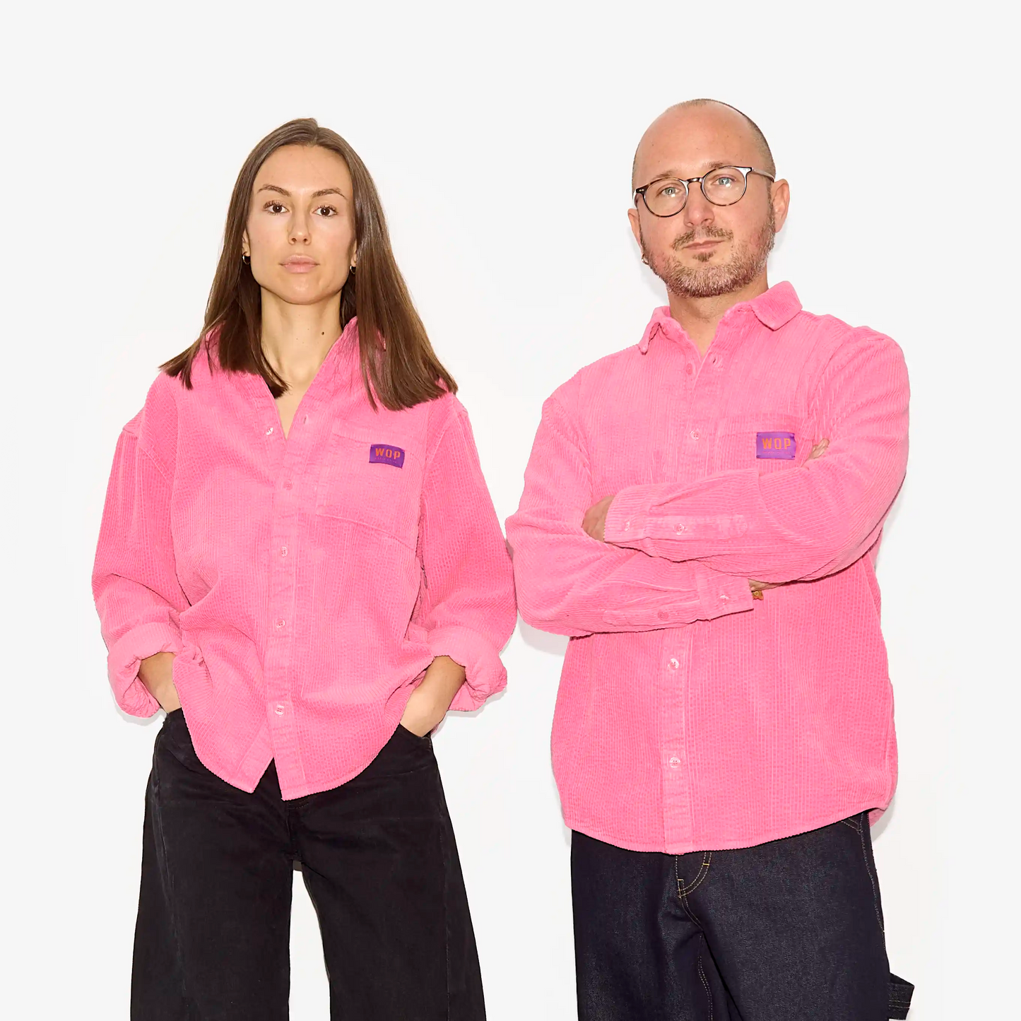 Chemise rose ample en velours côtelé pour adultes