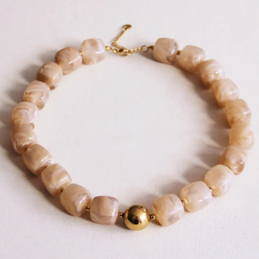Collier de perles carrées XL - beige - Bazou