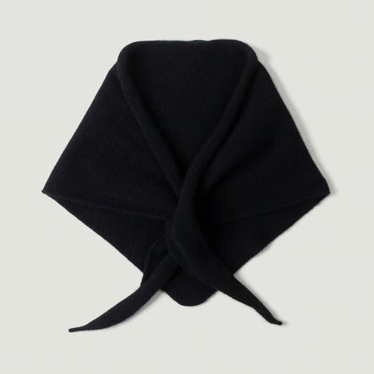 ARDMHOR TRIANGLE Hole Scarf Black - Mackie