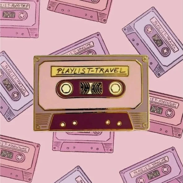 Pin’s cassette - Aventura
