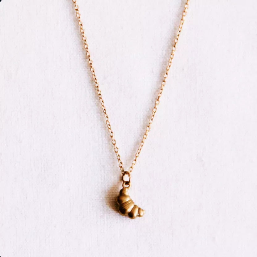 Collier délicat orné d'un mini croissant - Bazou