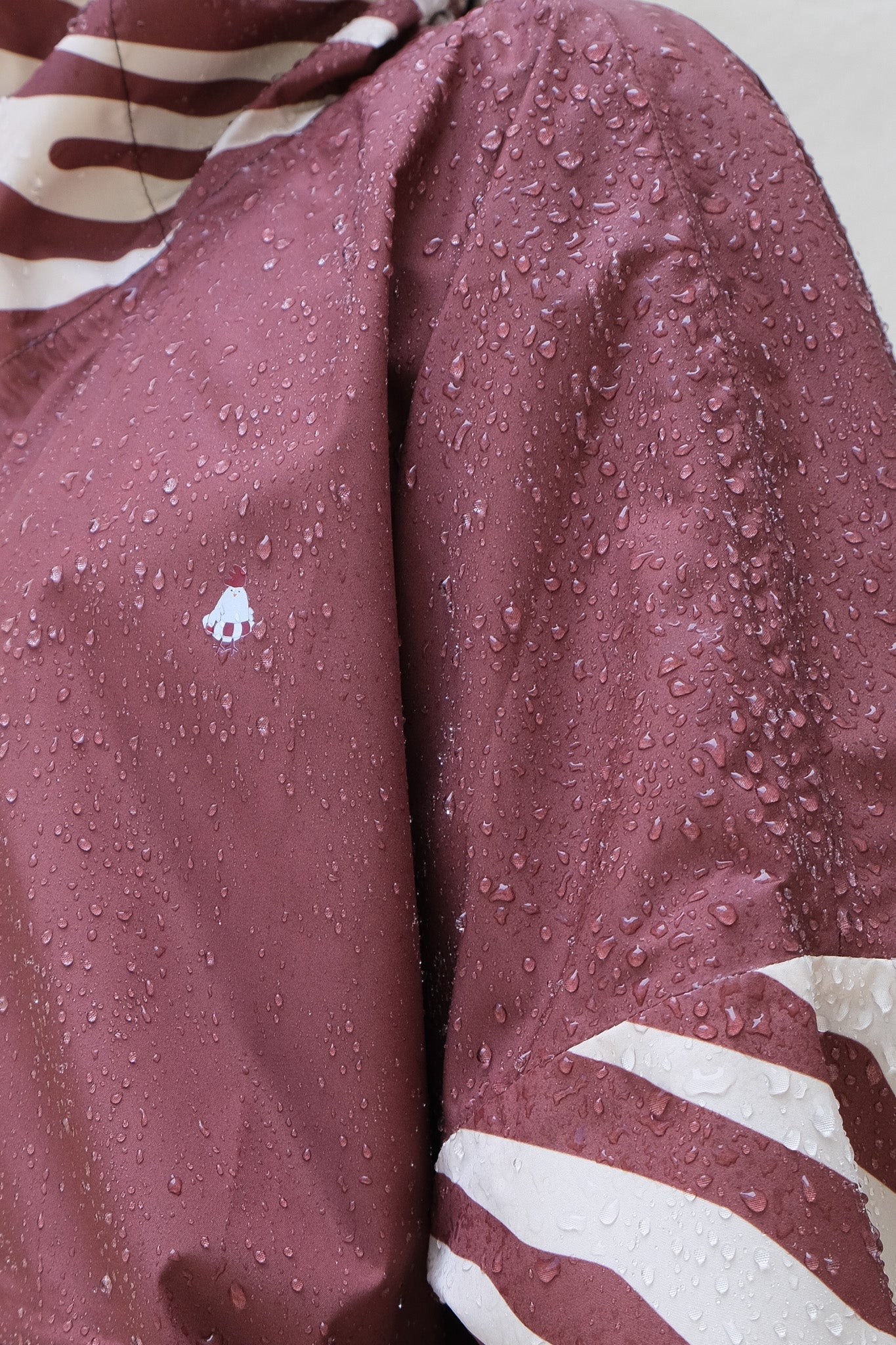 Poncho de pluie court imprimé Chocolate Zébra Adulte- Poule Party