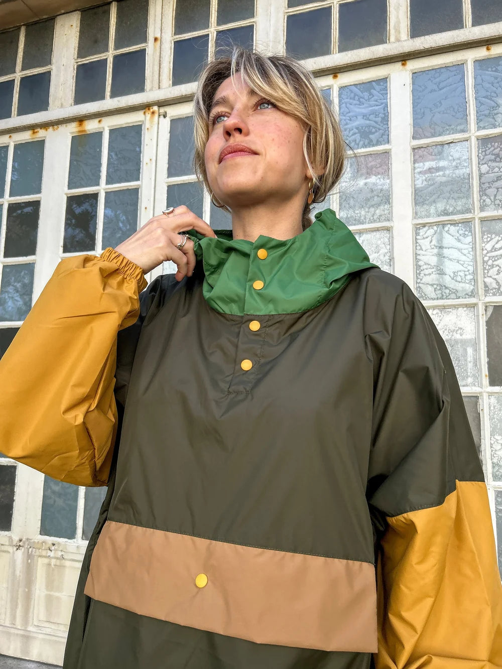 Poncho de pluie long Kaki - Poule Party